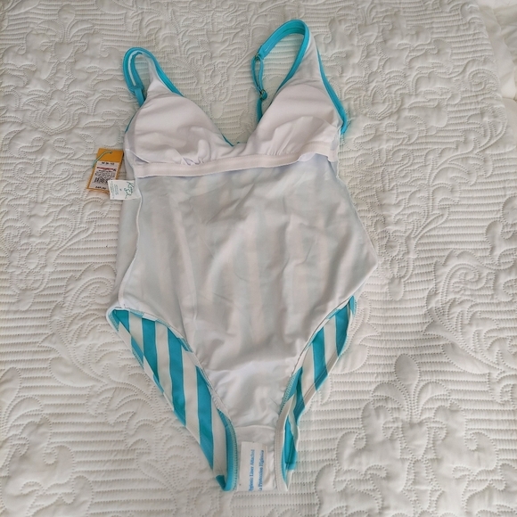 Kona Sol One Piece Striped Swimsuit - Picture 8 of 14